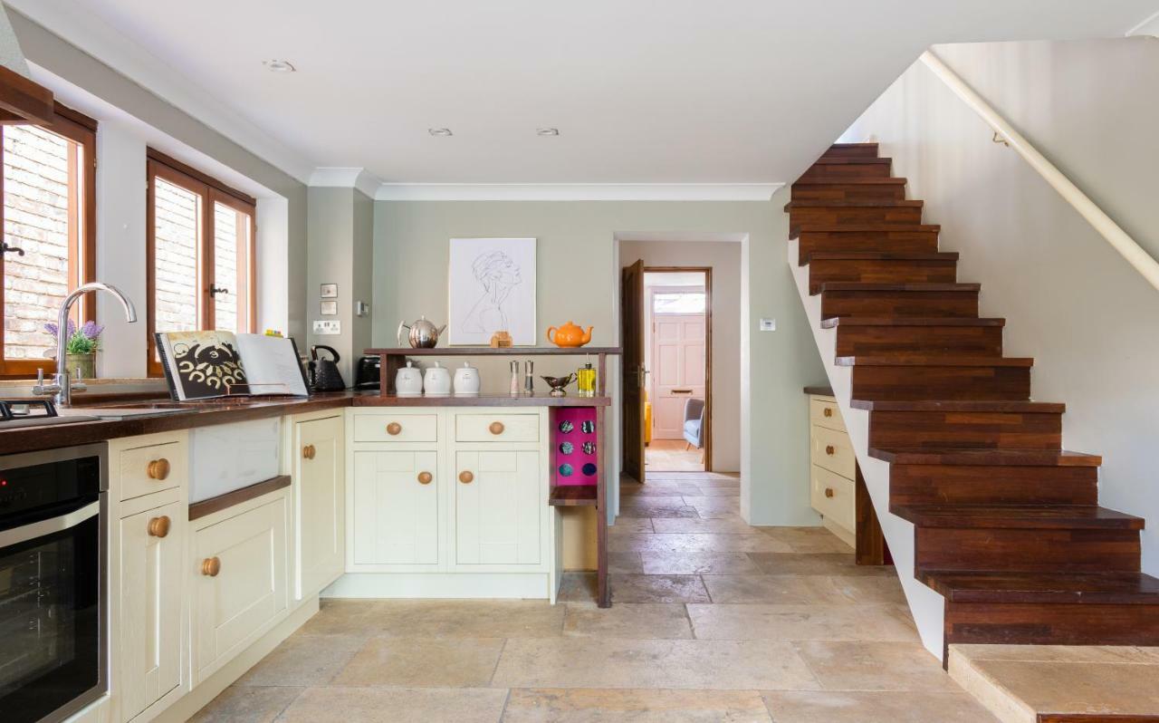 The Madras Cottage - Bright 3Bdr Home With Garden CBG Exterior photo